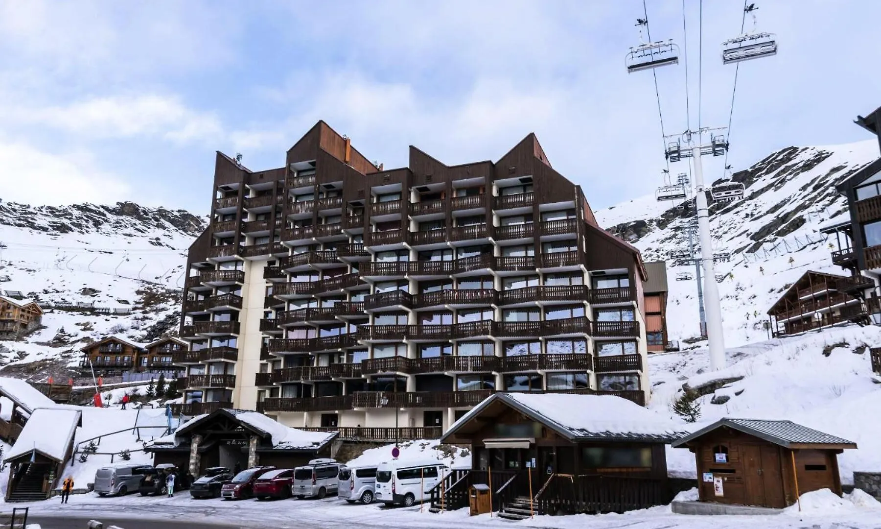 Apartment Residence Lac Du Lou - Val Thorens Location: Appartement De 38 M2 Au 7Eme Etage, Skis Aux Pieds, Balcon Expose Sud Mae-9021