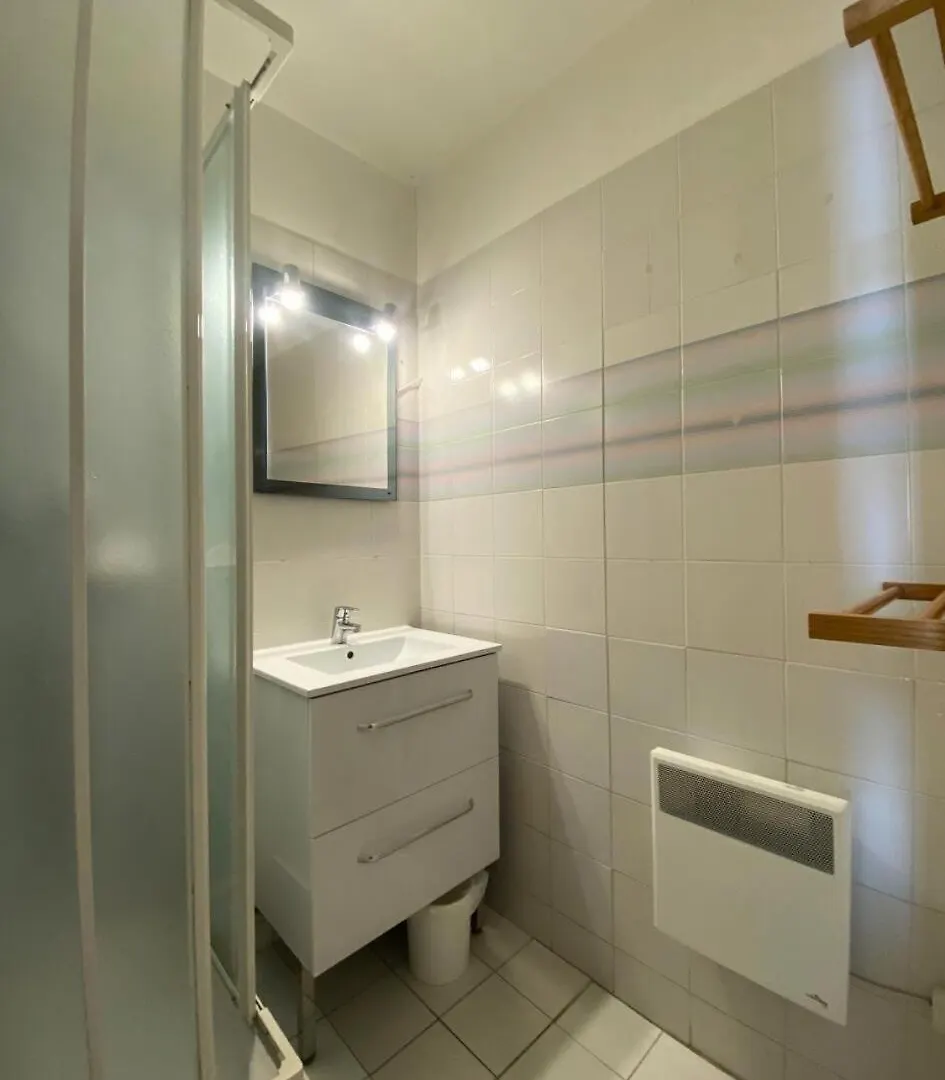 Apartment Residence Lac Du Lou - Val Thorens Location: Appartement De 38 M2 Au 7Eme Etage, Skis Aux Pieds, Balcon Expose Sud Mae-9021